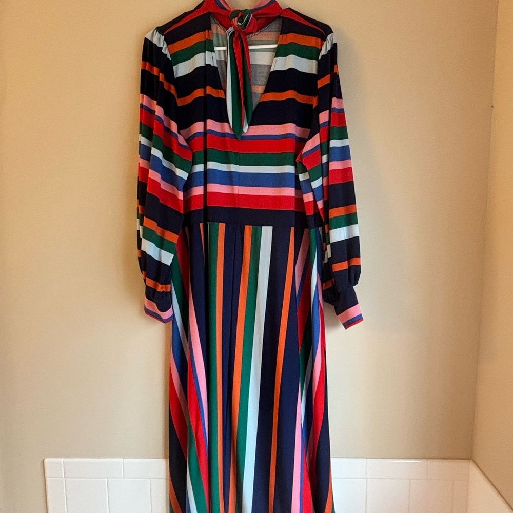 ELOQUII midi- size 22.